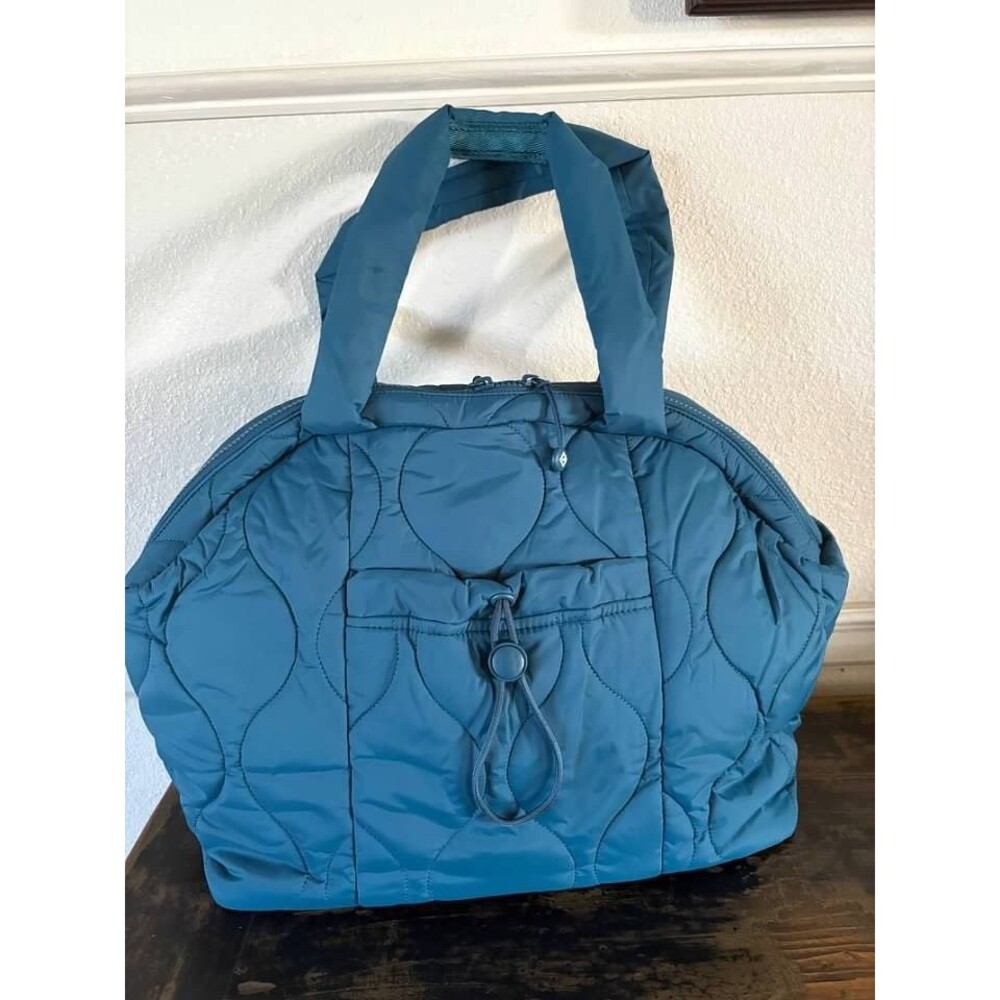Vera Bradley Featherweight Tote Bag  Peacock Feather NWT
